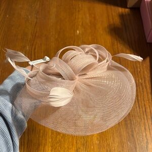 Elegant Blush Pink Fascinator